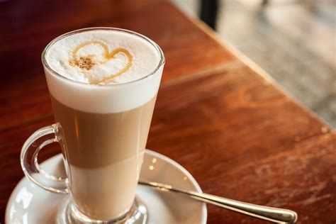 LATTE MACHİATO