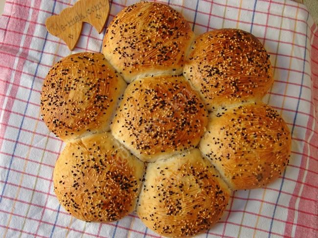 ÇİÇEK EKMEK