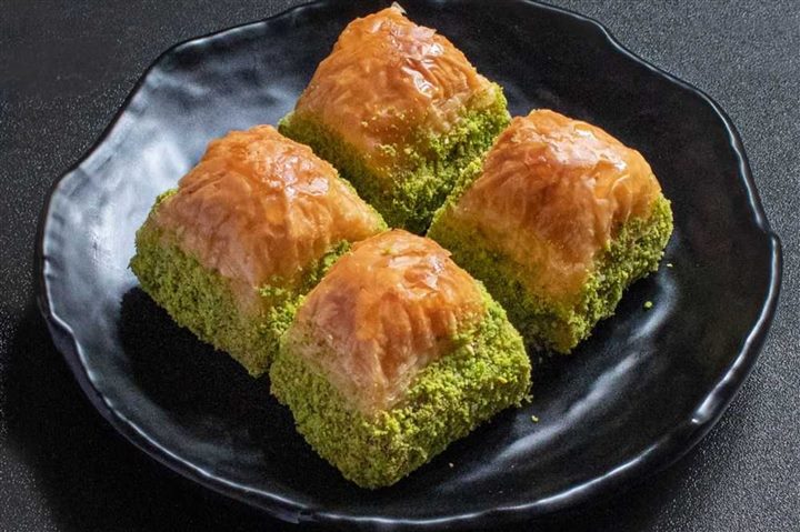 KURU FISTIKLI BAKLAVA